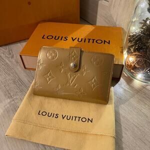Louis Vuitton Vernis Kisslock Wallet